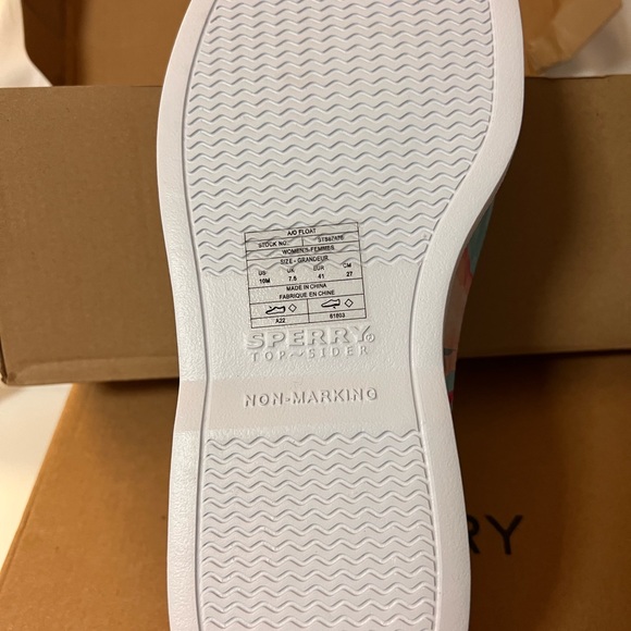 Sperry Float Shoes - Picture 3 of 4